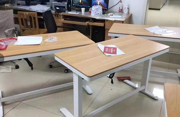 电动升降桌